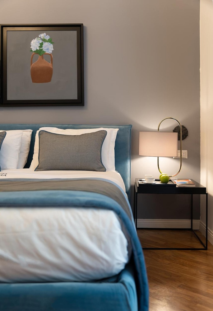 Grand Tour 4Rooms 9/36