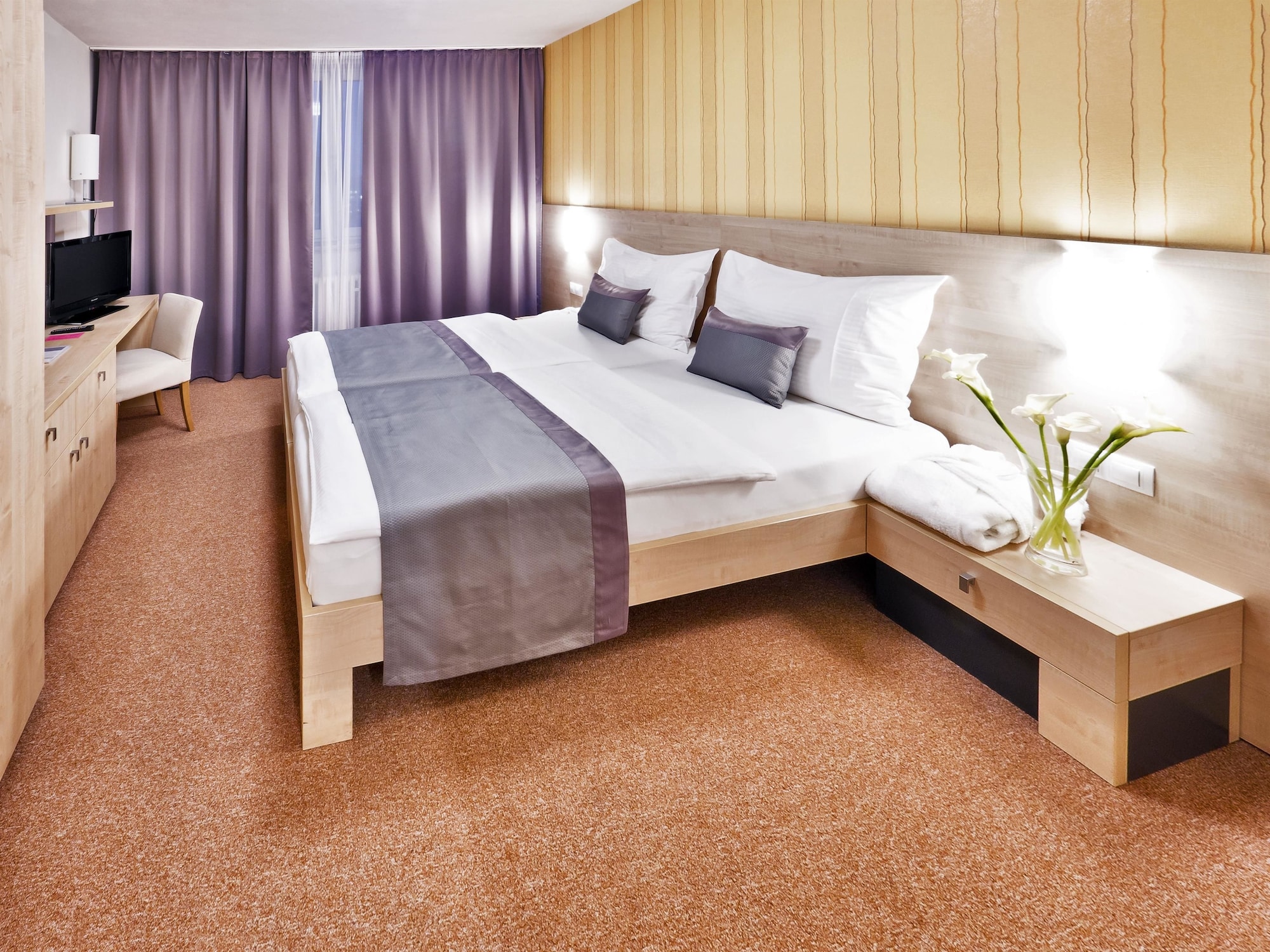 1 BEDROOM, APARTMENT