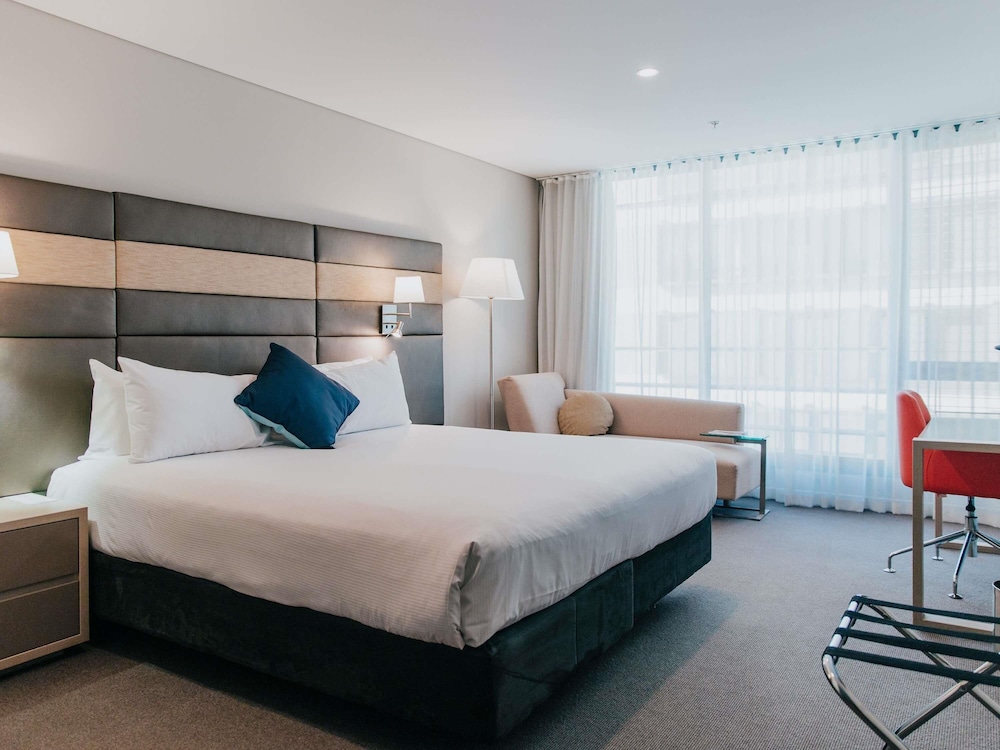Novotel Newcastle Beach Hotel 25/73