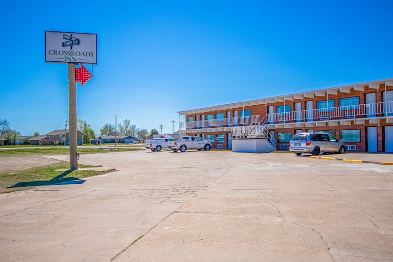 OYO Crossroads Inn 34/42