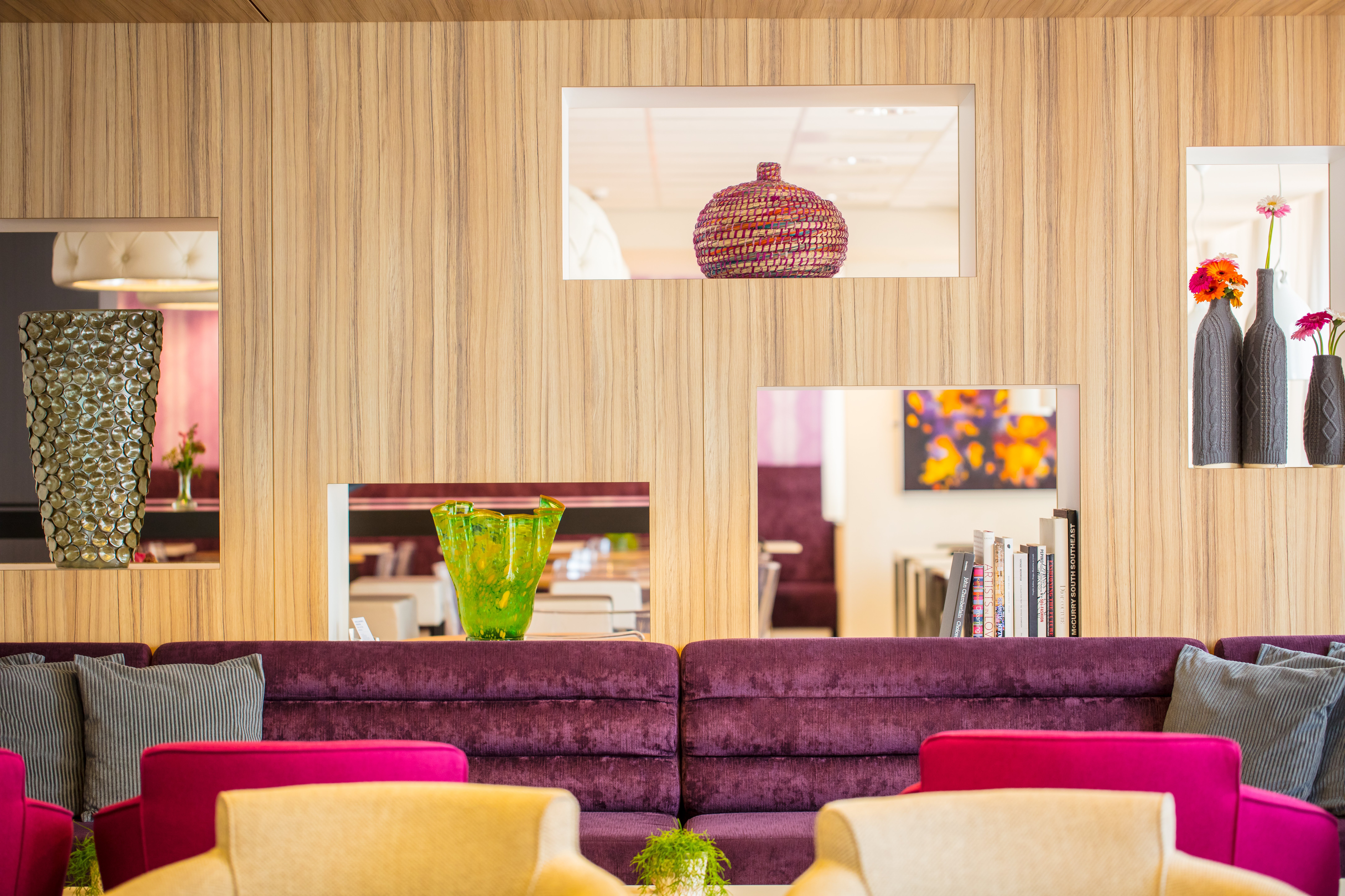 HOLIDAY INN EXPRESS ARNHEM 30/45