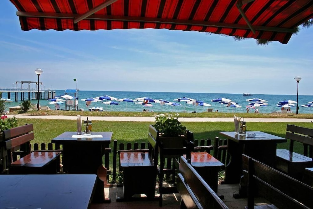 HVD Hotel Lotos Riviera Holiday Club 34/40