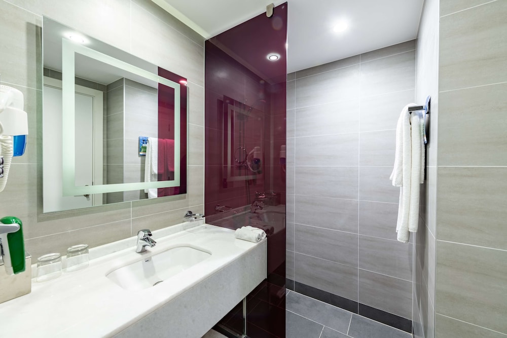 بارك ان باي راديسون بلو الجبيل الصناعية(Park Inn By Radisson Jubail Industrial City) 50/50