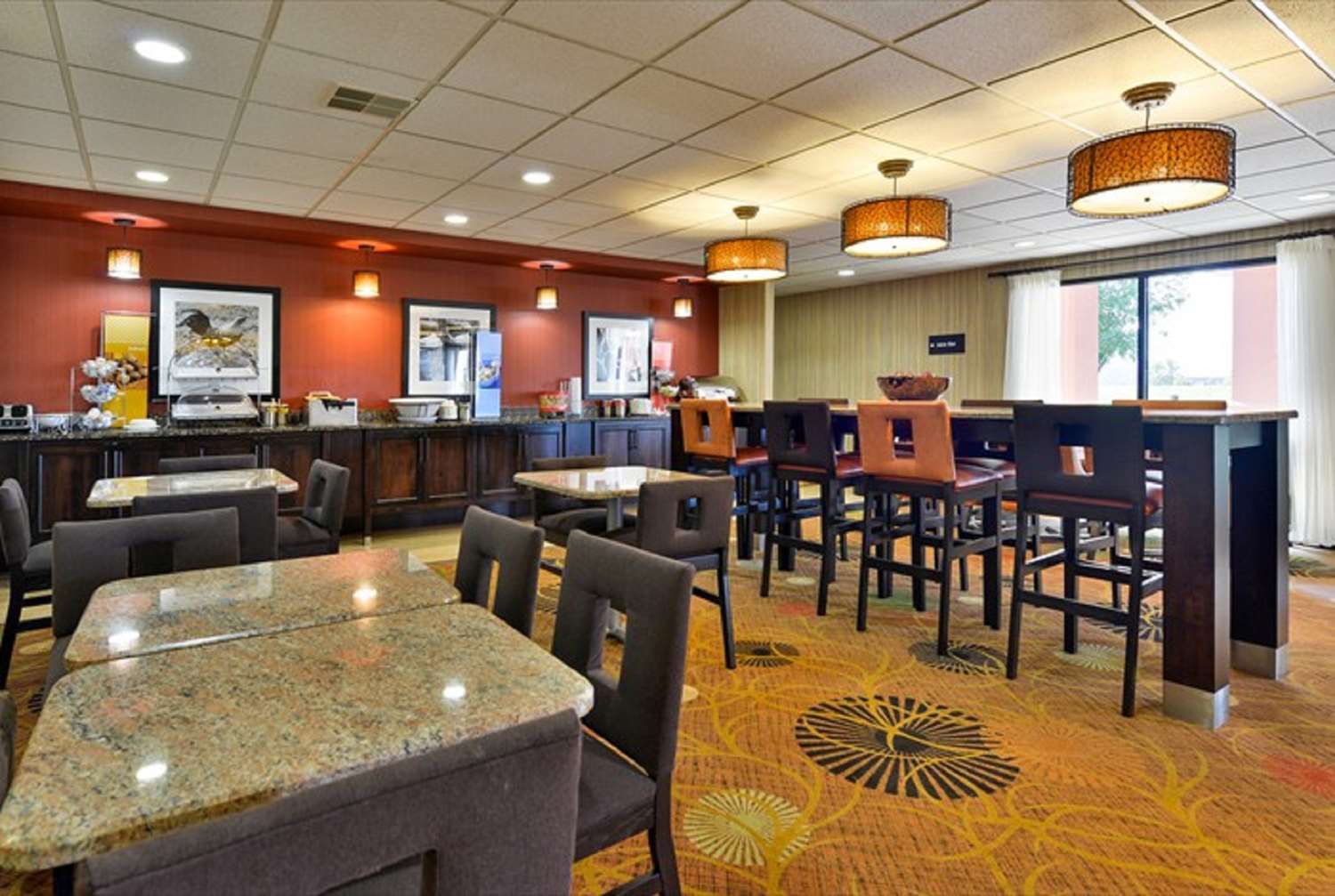 Hampton Inn Sturgis 36/47