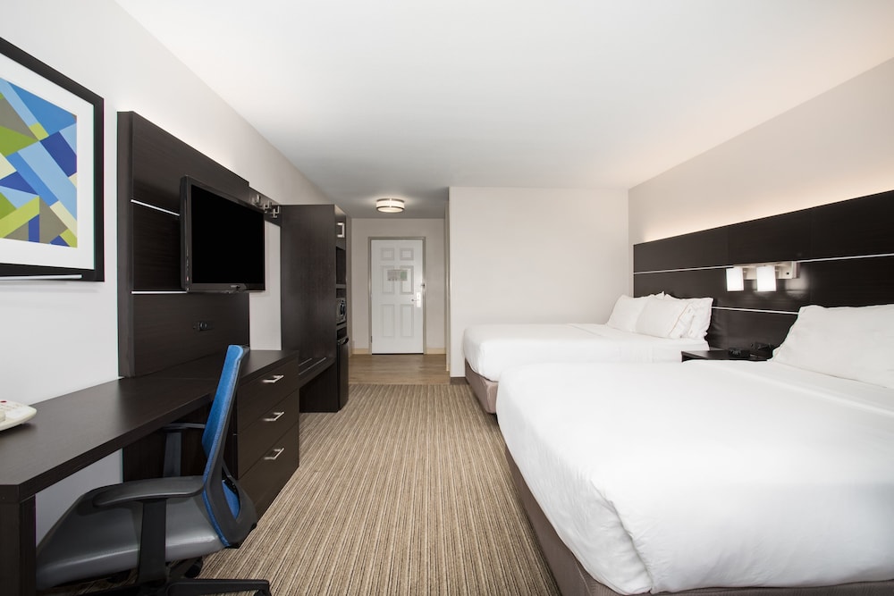 Holiday Inn Express Hotel And Suites Ft Collins 34/66