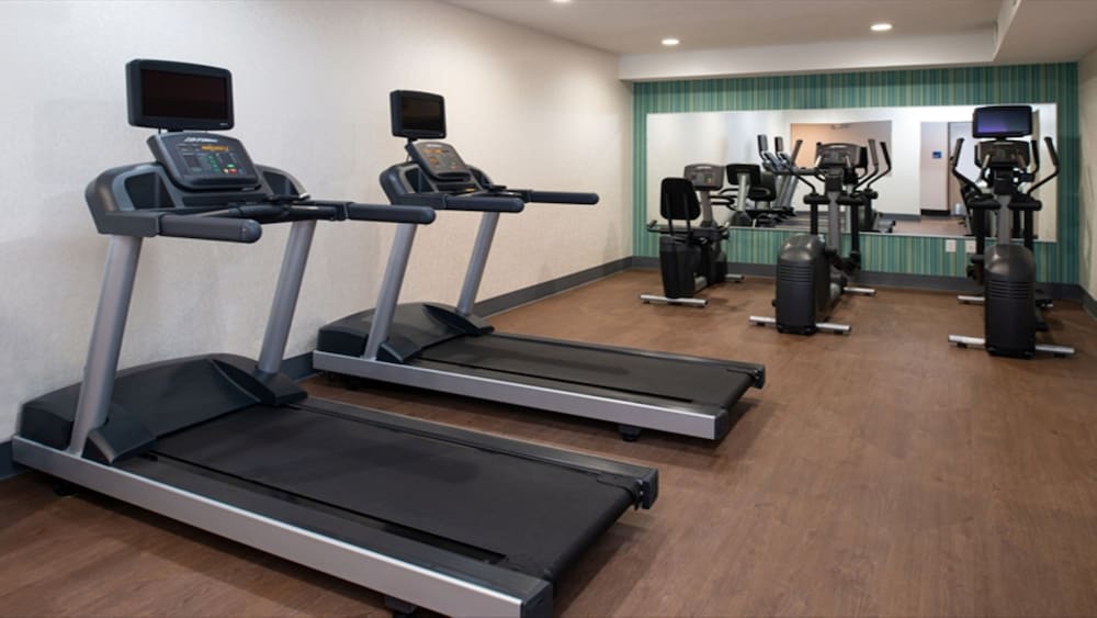 Holiday Inn Express Cincinnati West 38/74