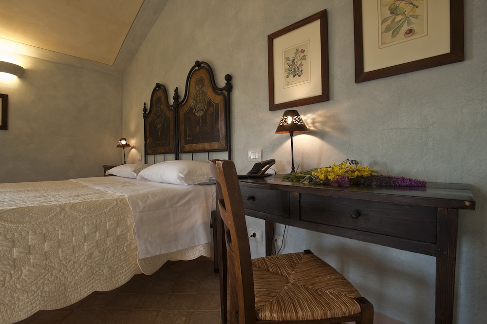 La Tavola Dei Cavalieri & Il Borgo 35/60