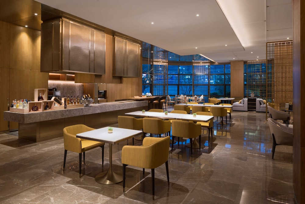 Hyatt Regency Shenzhen Airport 53/69