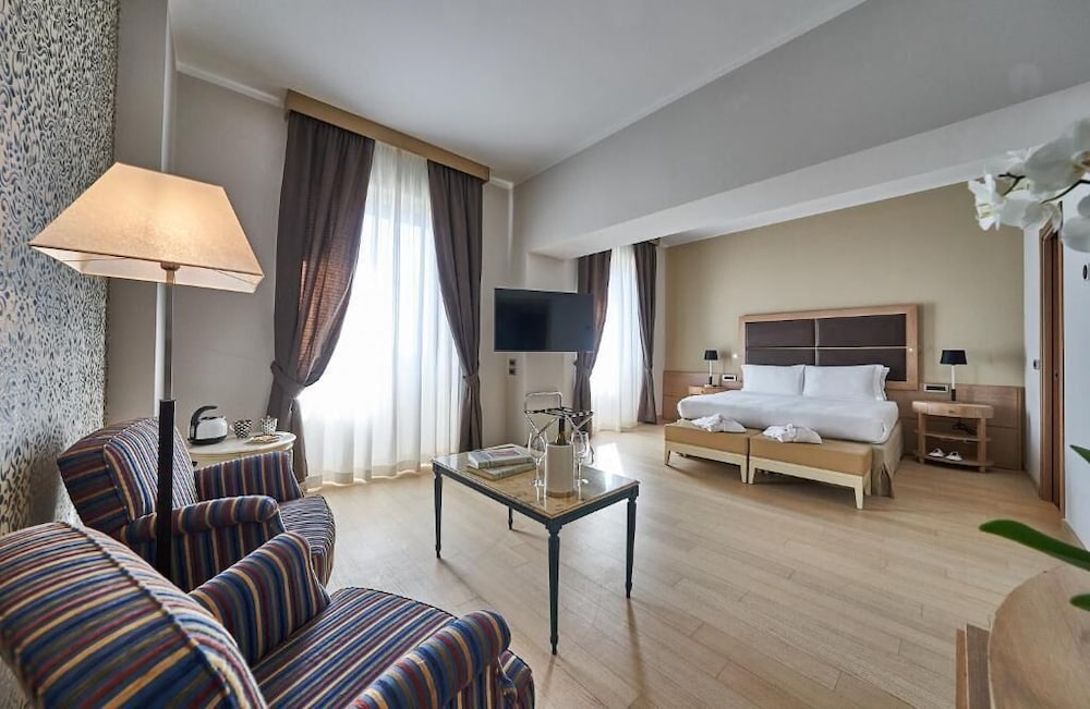 Hotel Astoria 25/39