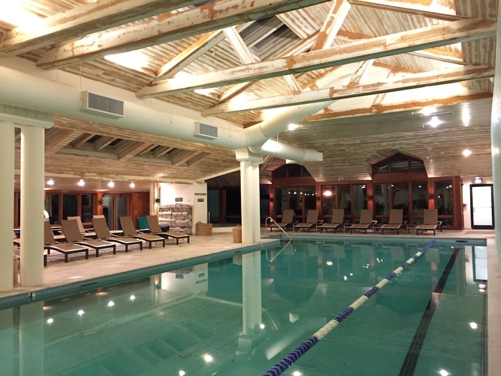 Topnotch Resort Spa 70/79