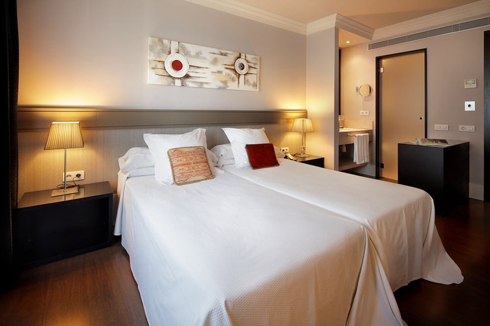 BASIC, DOUBLE BED