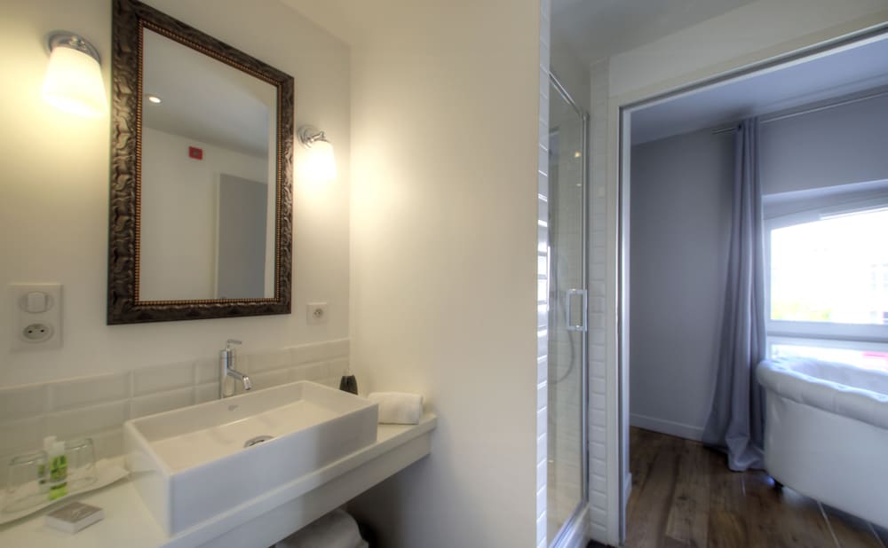 Hotel 21 Foch 50/50