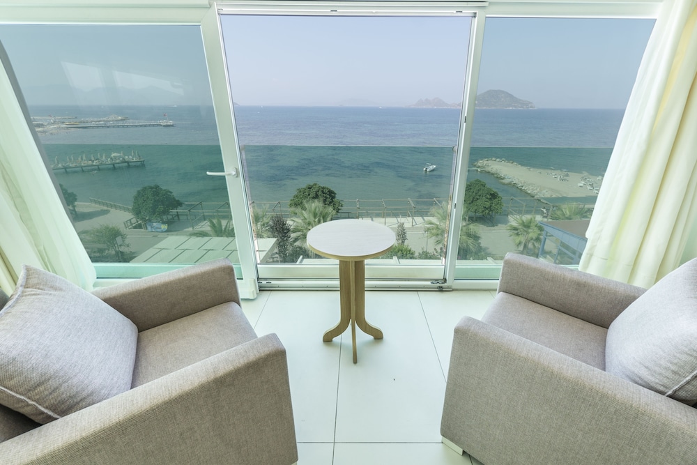 Dragut Point North Hotel 23/49