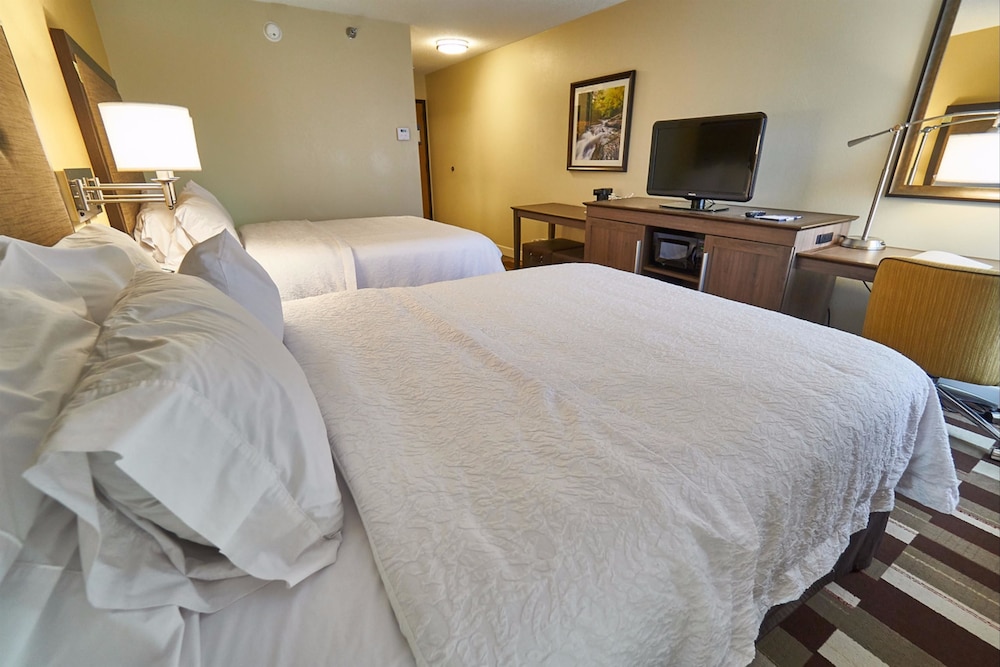 Hampton Inn Uniontown 14/63