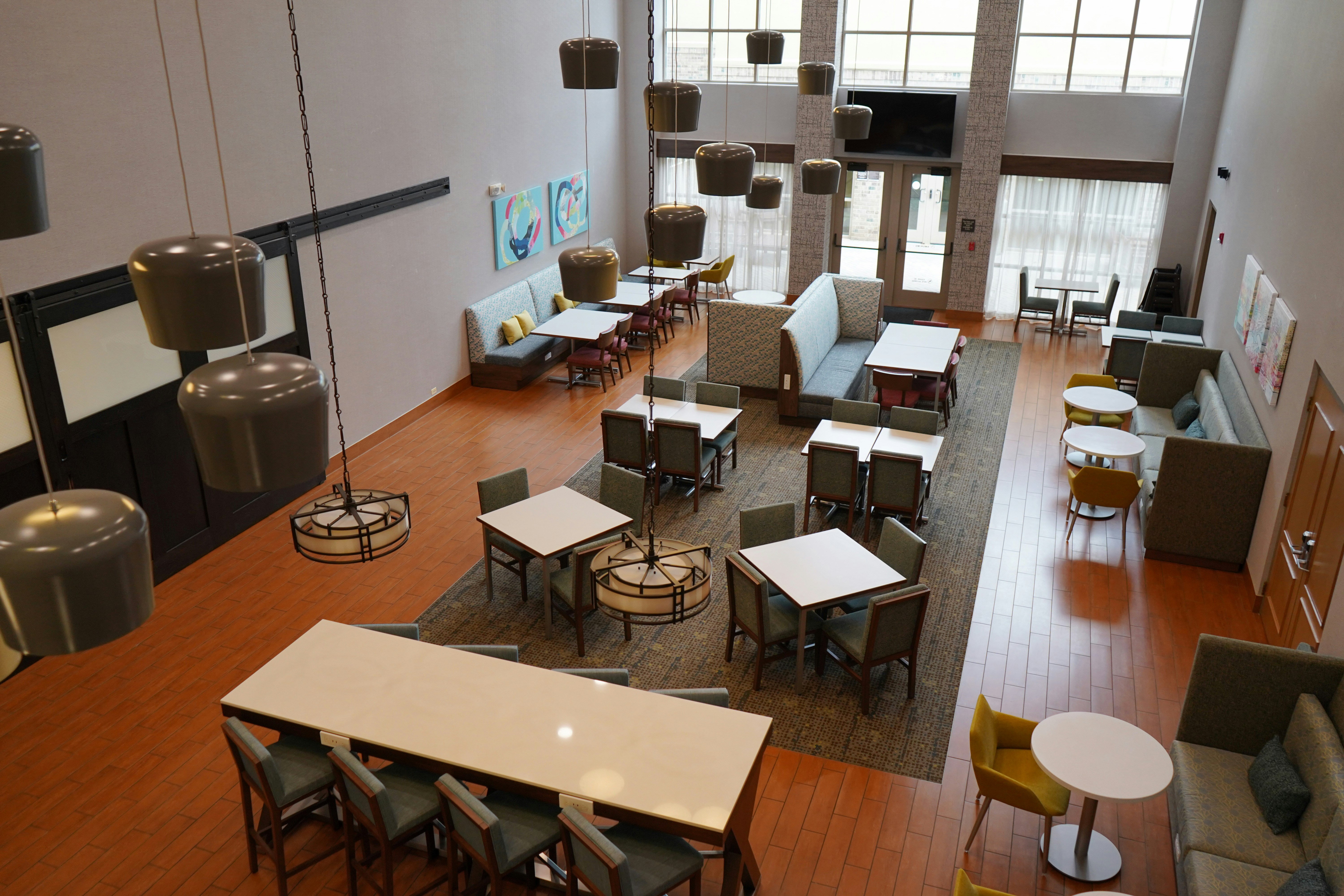 Hampton Inn And Suites Chicago Aurora 21/28