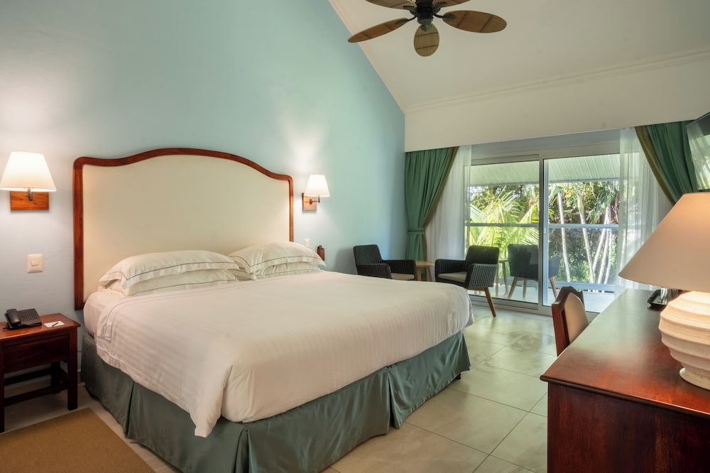 Occidental Tamarindo 15/50