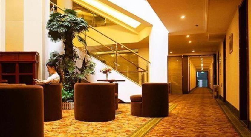 GreenTree Inn Jinan Quancheng Hotel 16/43