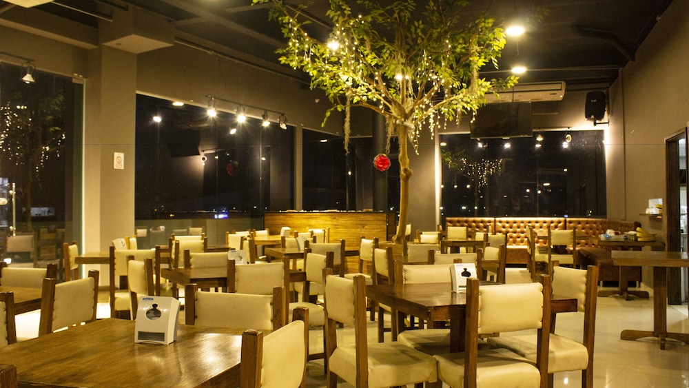 Hotel Marcari 24/30