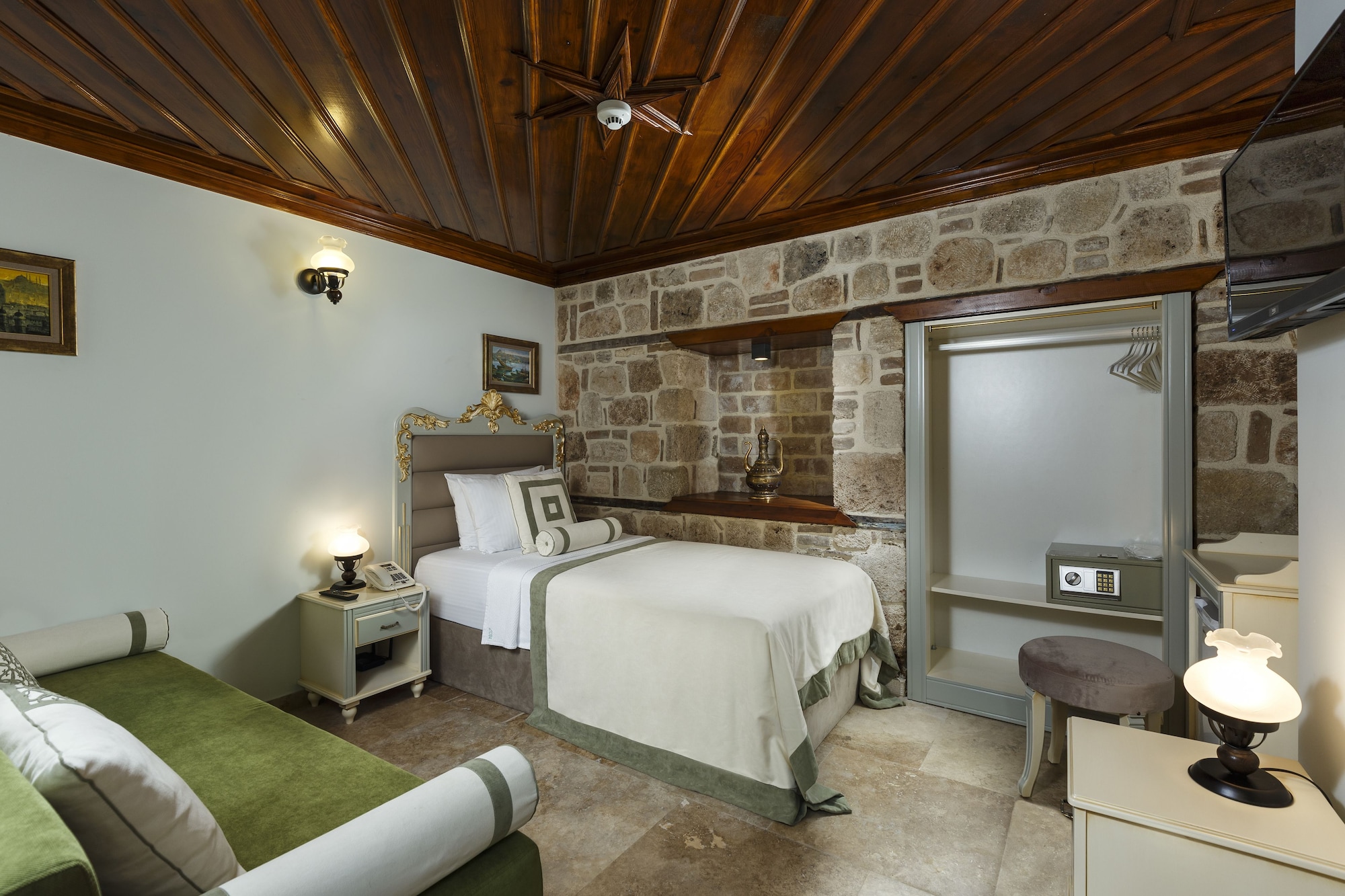 ROOM, TWIN BEDS, ACCESSIBLE