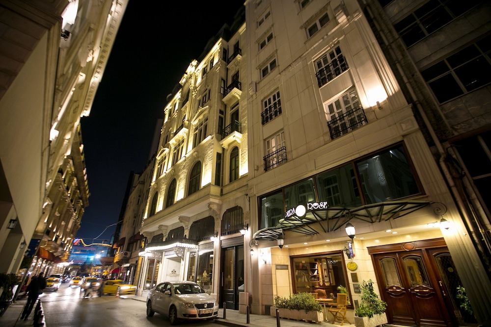 Pera Rose Hotel 3/78