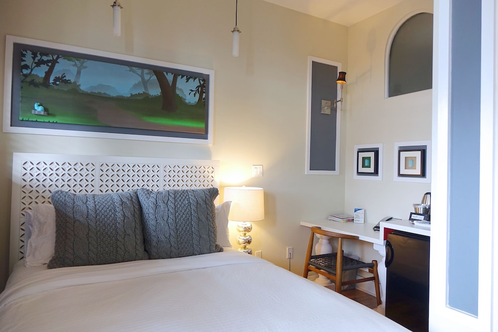 Henry Norman Hotel 12/64