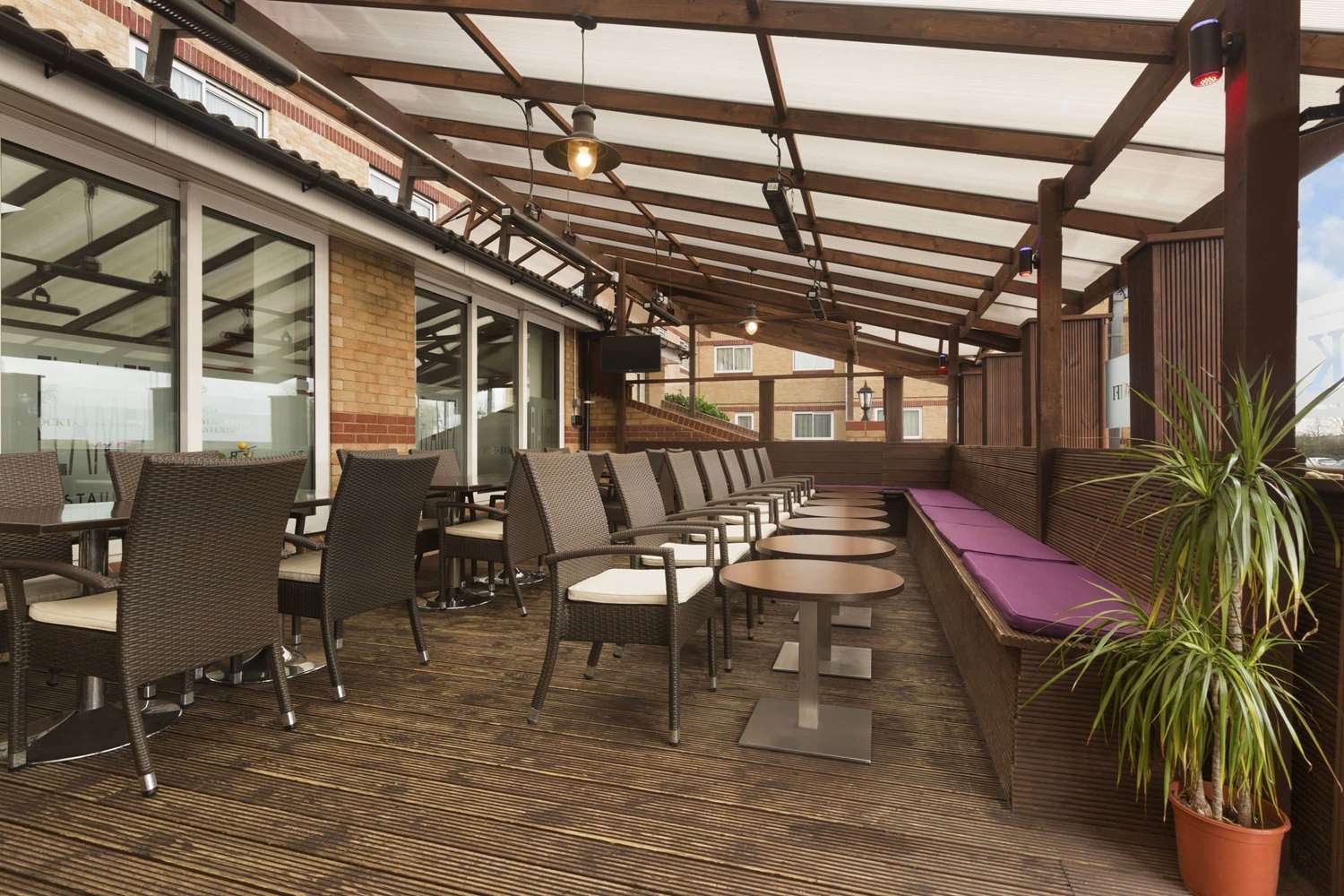 OYO Flagship London Finchley 11/20