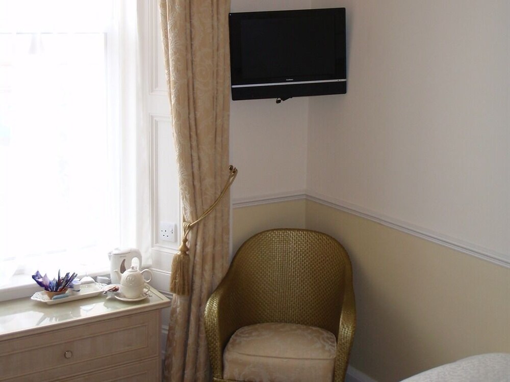 Highfield Guest House 31/50