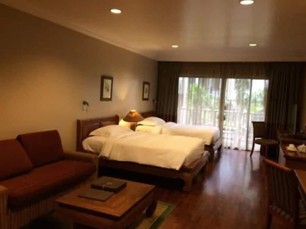 Cyberview Resort And Spa 29/66