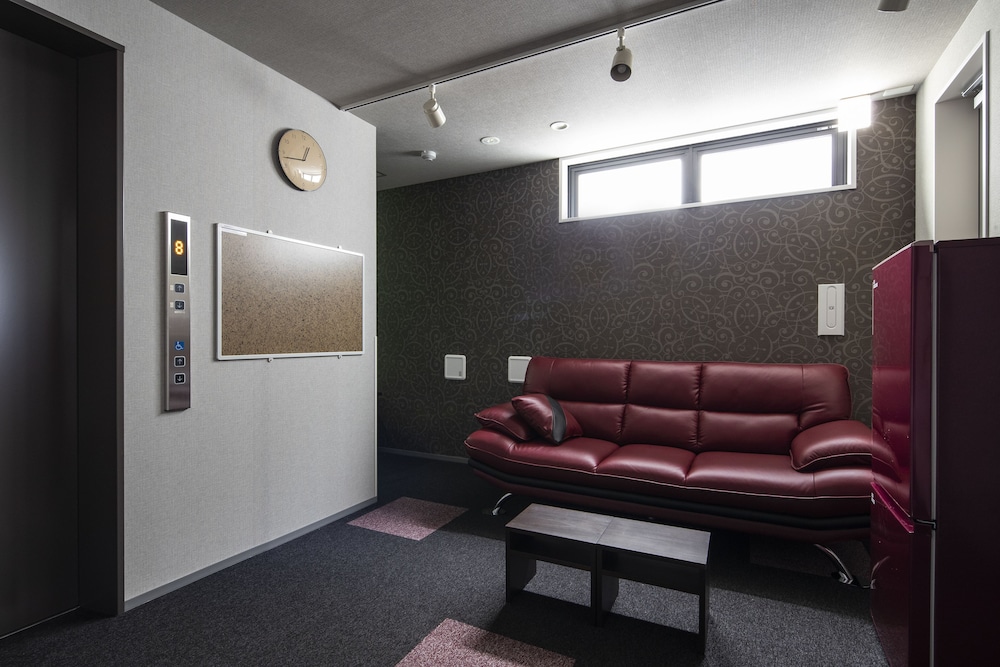 Imano Osaka Shinsaibashi Hostel 51/61