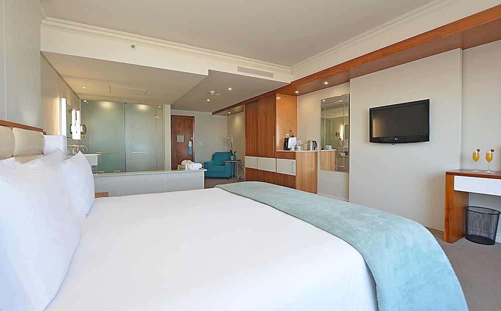 Blaauwberg Beach Hotel 17/100