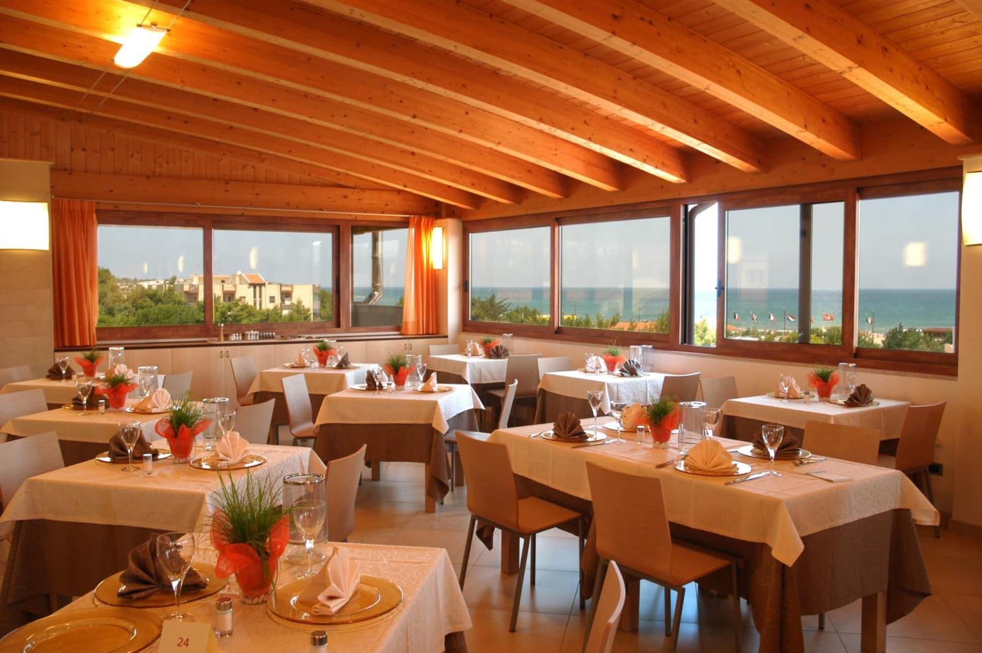 Marc Hotel 47/61