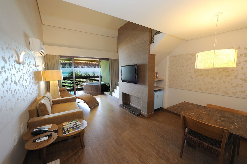 Carmel Charme Resort 60/90