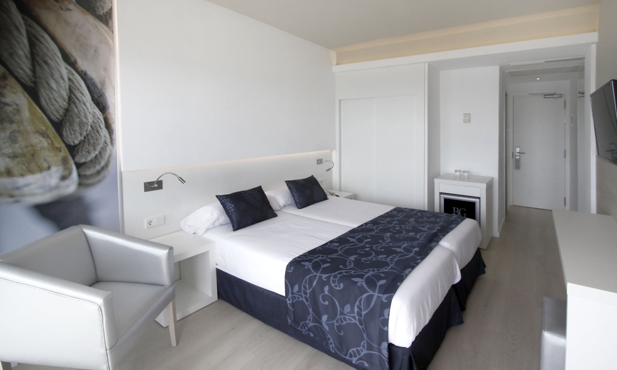 PREMIUM, DOUBLE BED, TERRACE