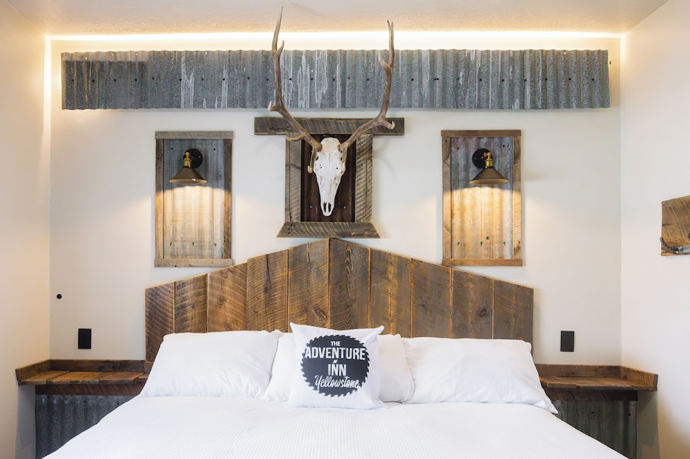 The Adventure Inn Yellowstone 15/42