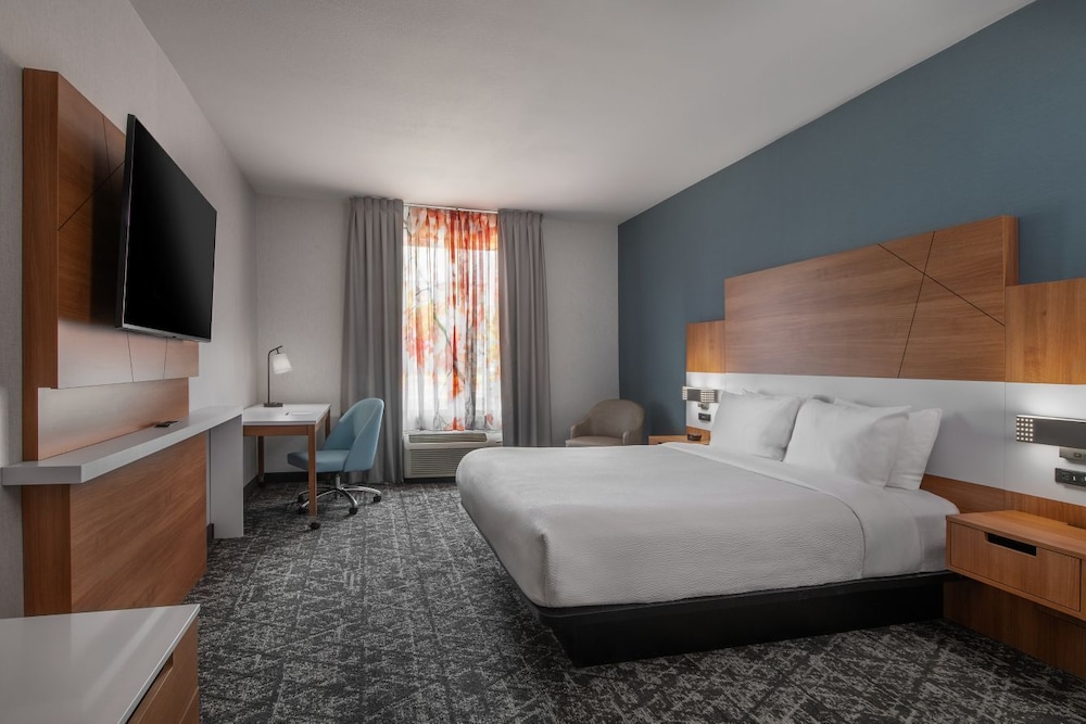 Fairfield Inn Suites By Marriott Oakland Hayward 6/48