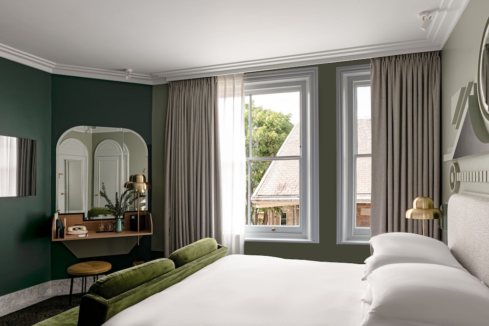 The Henrietta Hotel 14/57