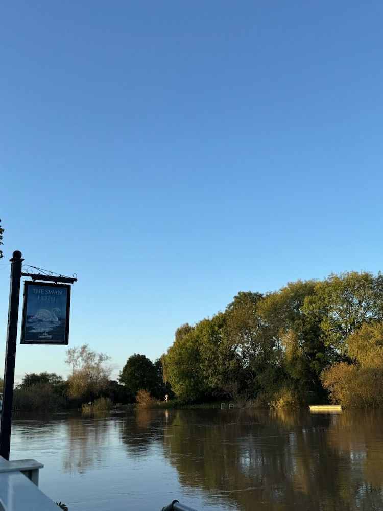 The Swan Hotel 29/36