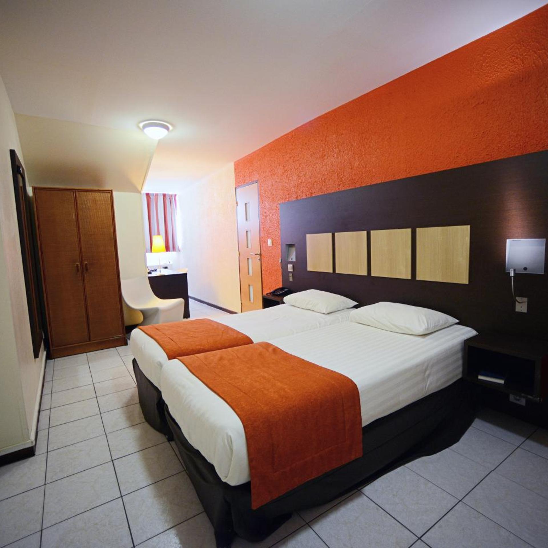 Central Hotel Cayenne 12/50