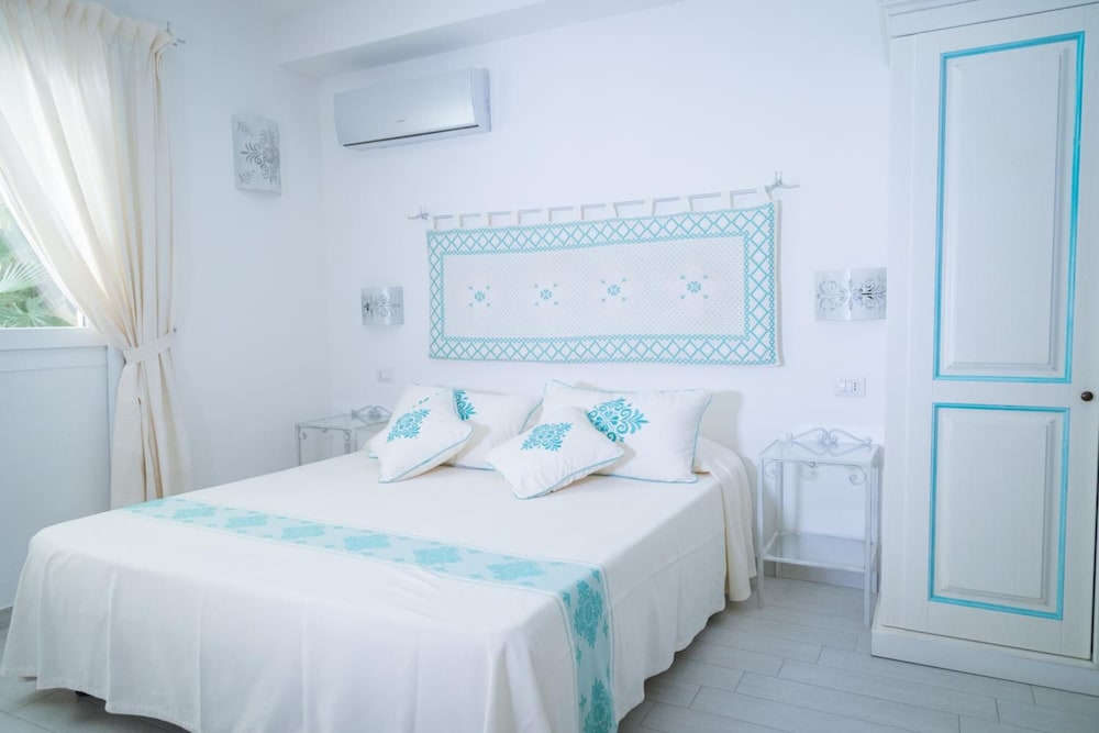 Regina Simius Hotel 12/50