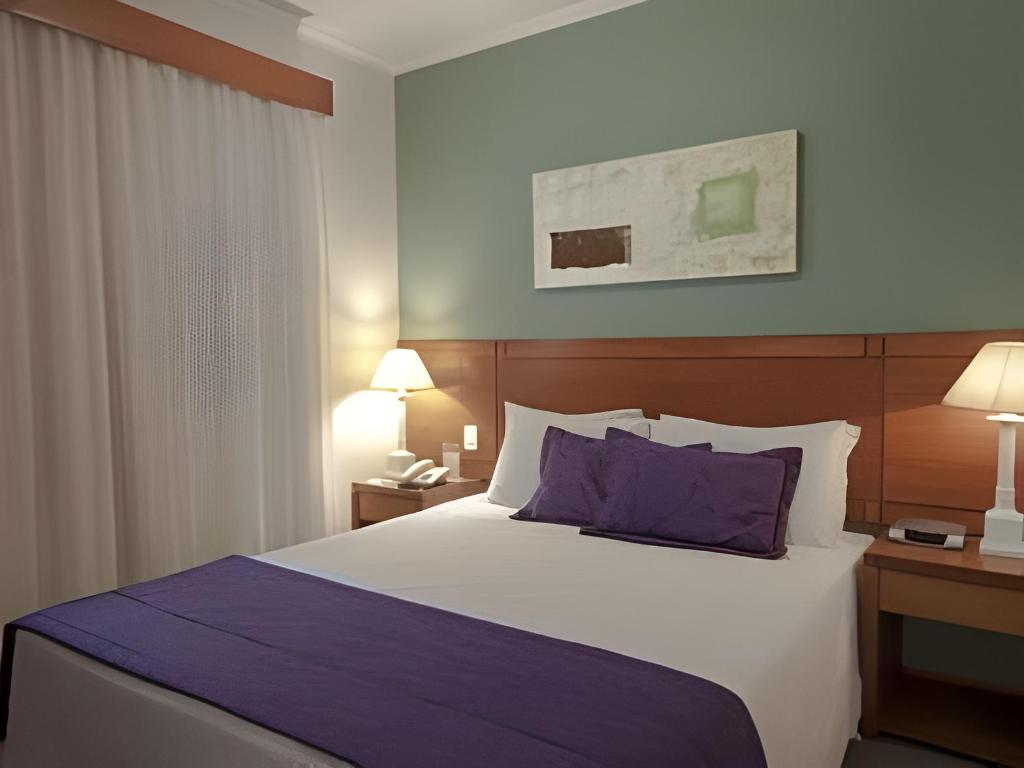 UPGRADE, SUITE, QUEEN BED