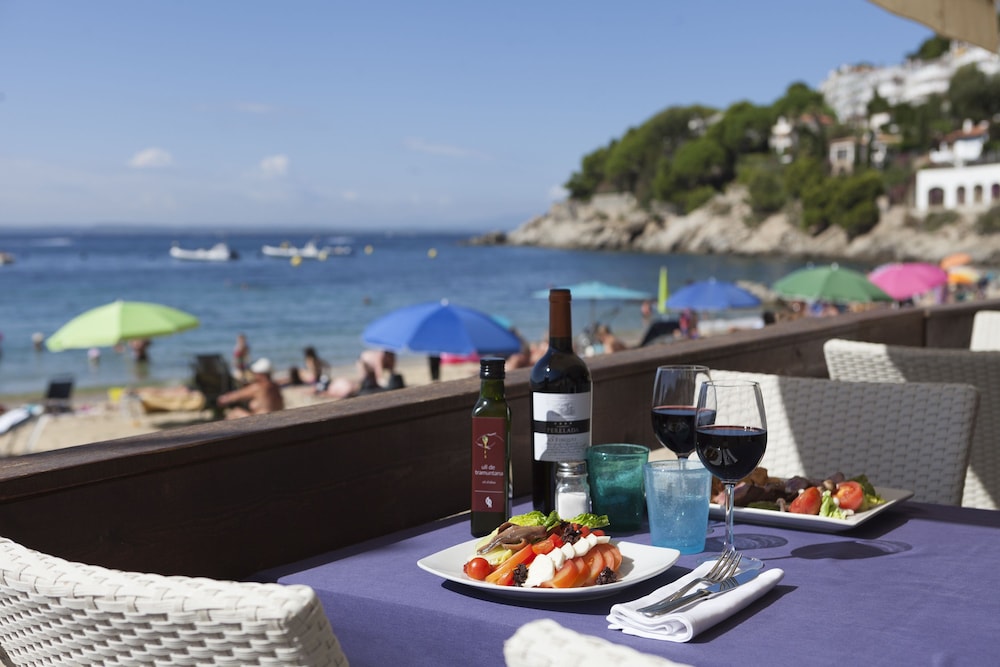 Hotel Canyelles Playa 34/48