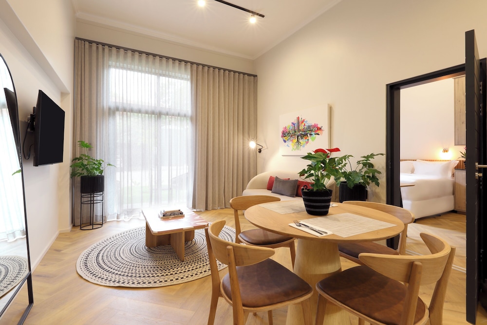 Hyatt House Johannesburg Rosebank 40/65