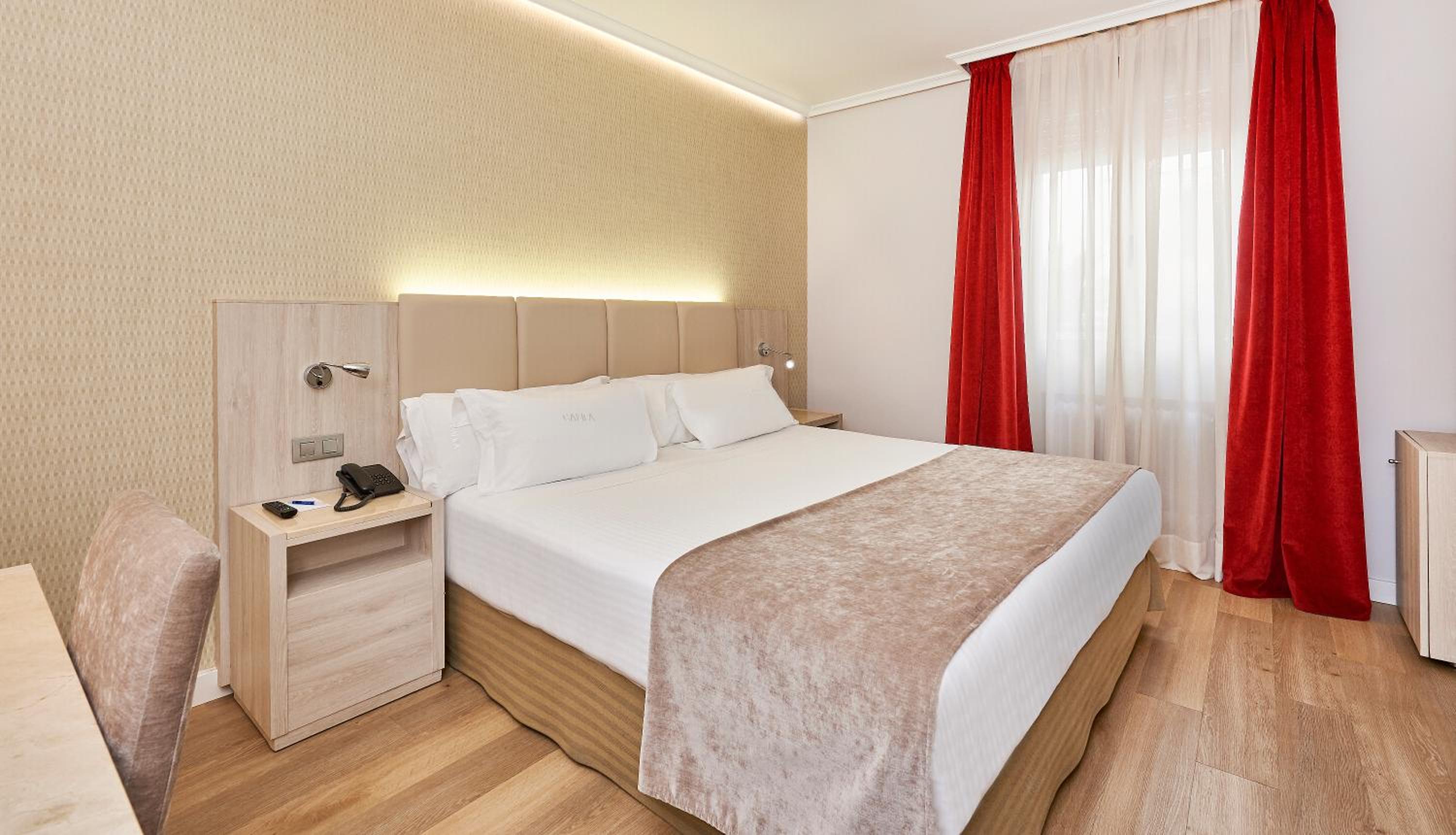 Room, Double or Twin Bed, Nh Cordoba Califa 3/10