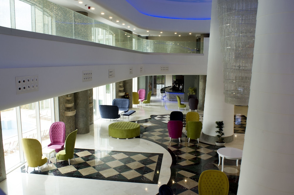 Elite Hotel Darica 63/75
