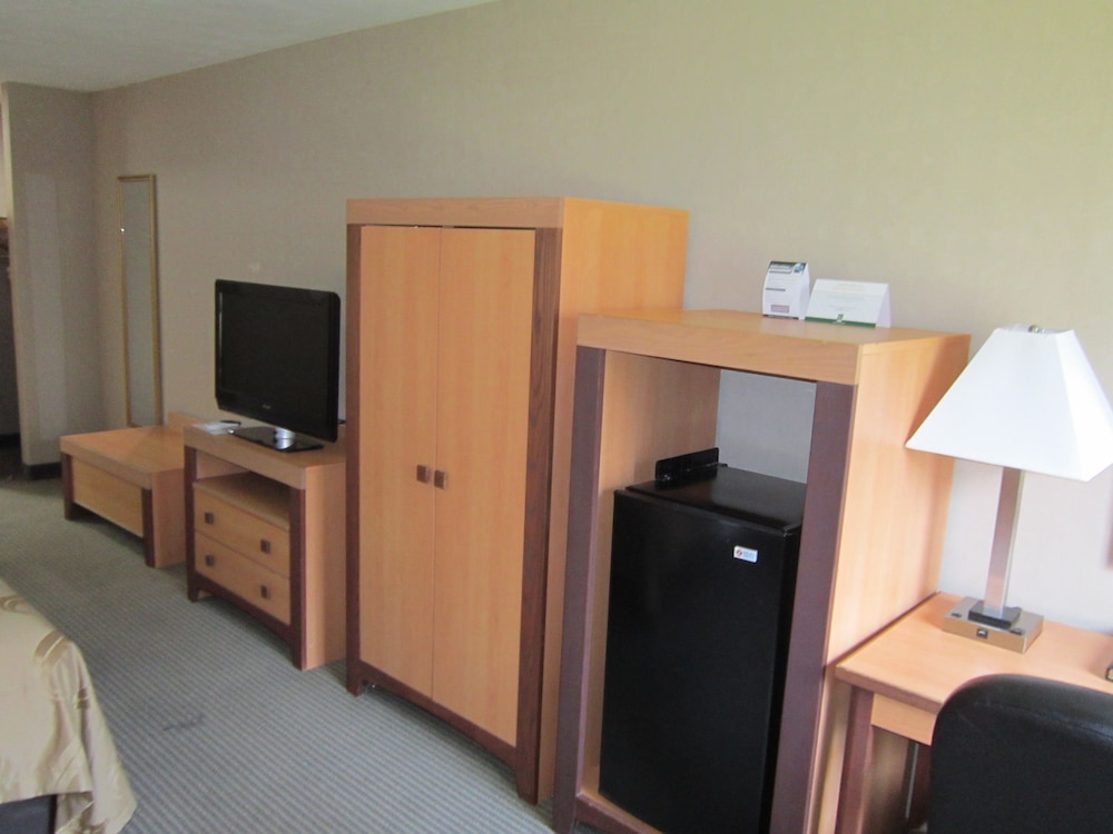 Quality Inn Nashville Bloomington 22/47