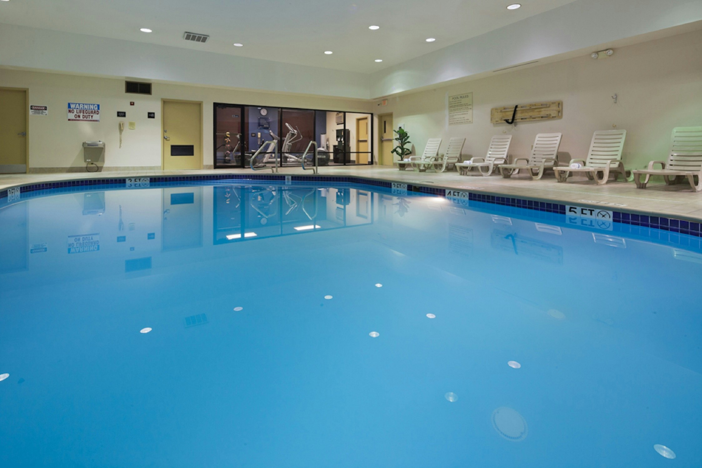 Hampton Inn Youngstown - North 38/80