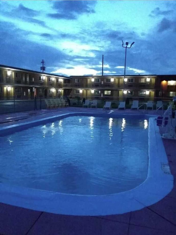 Wolf Inn Hotel 23/50