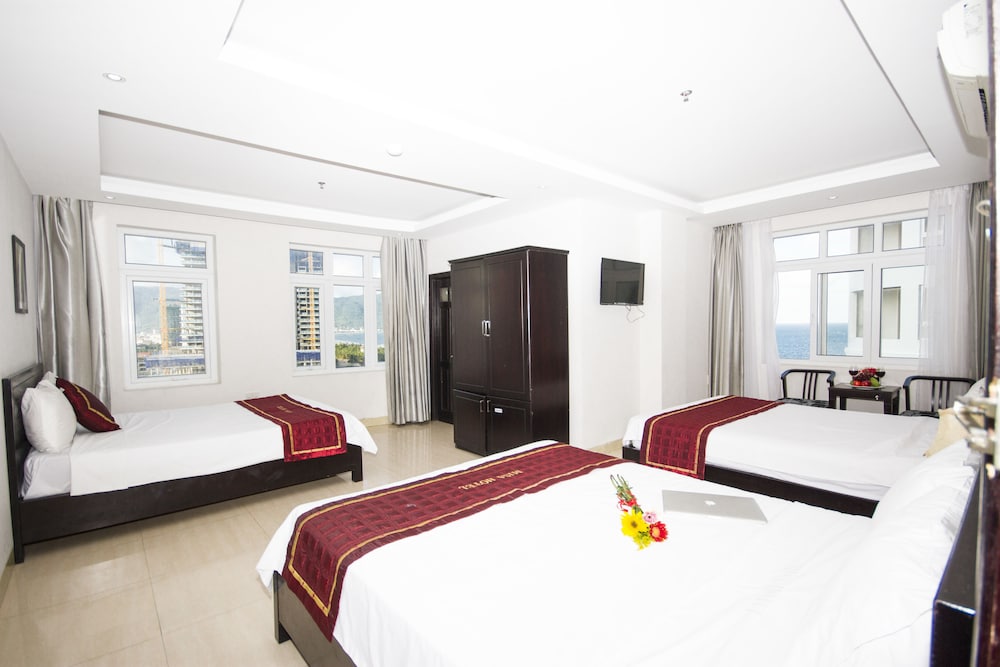Misa Hotel 36/75