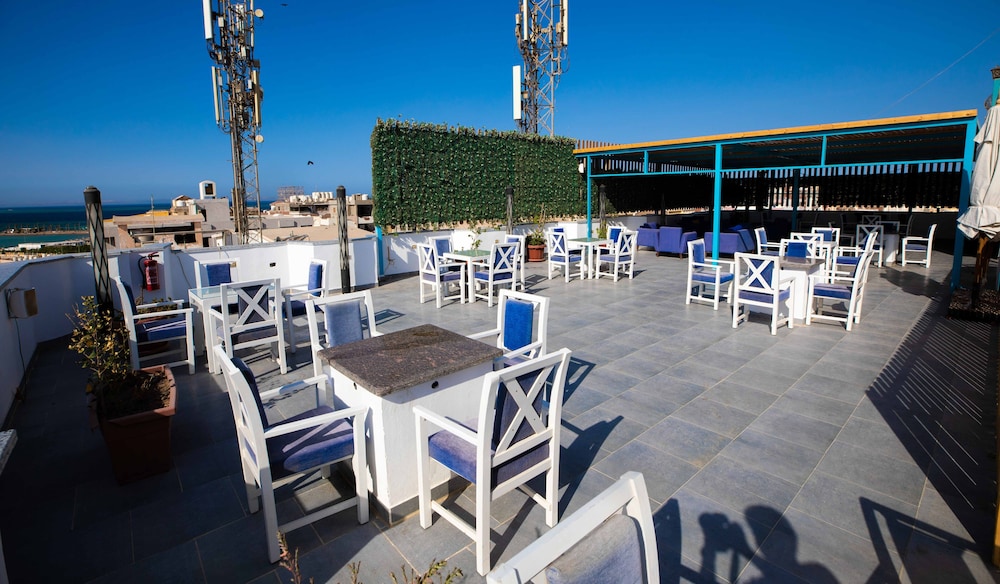 Palm Inn Hotel 33/50