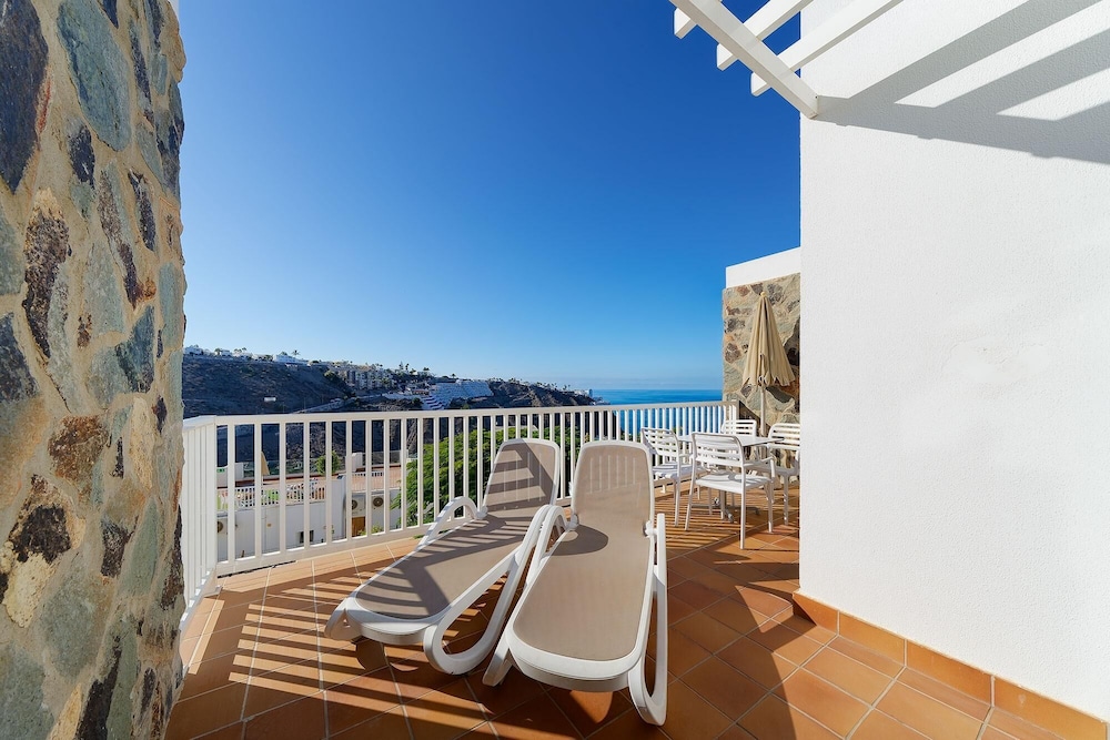 1 BEDROOM, PREMIUM, APARTMENT, SINGLE, BALCONY